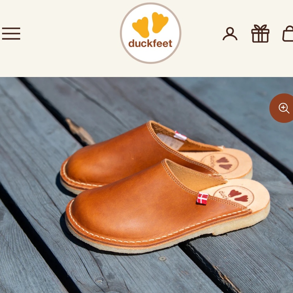 Duckfeet Women's Leather Slip-On Shoes